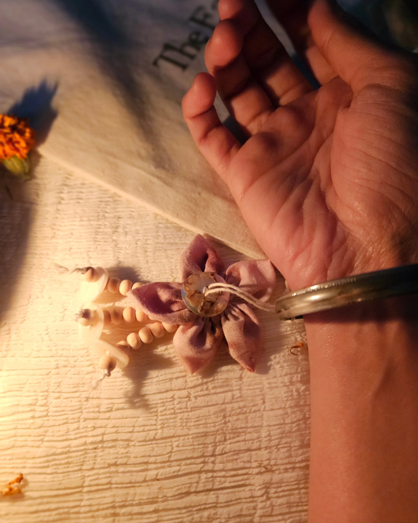 Floral lumba rakhi